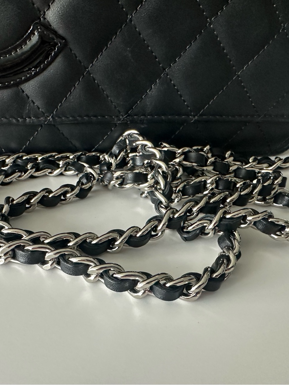 Chanel Black Calfskin Cambon Ligne WOC – Pink Interior - Picture 11 of 12